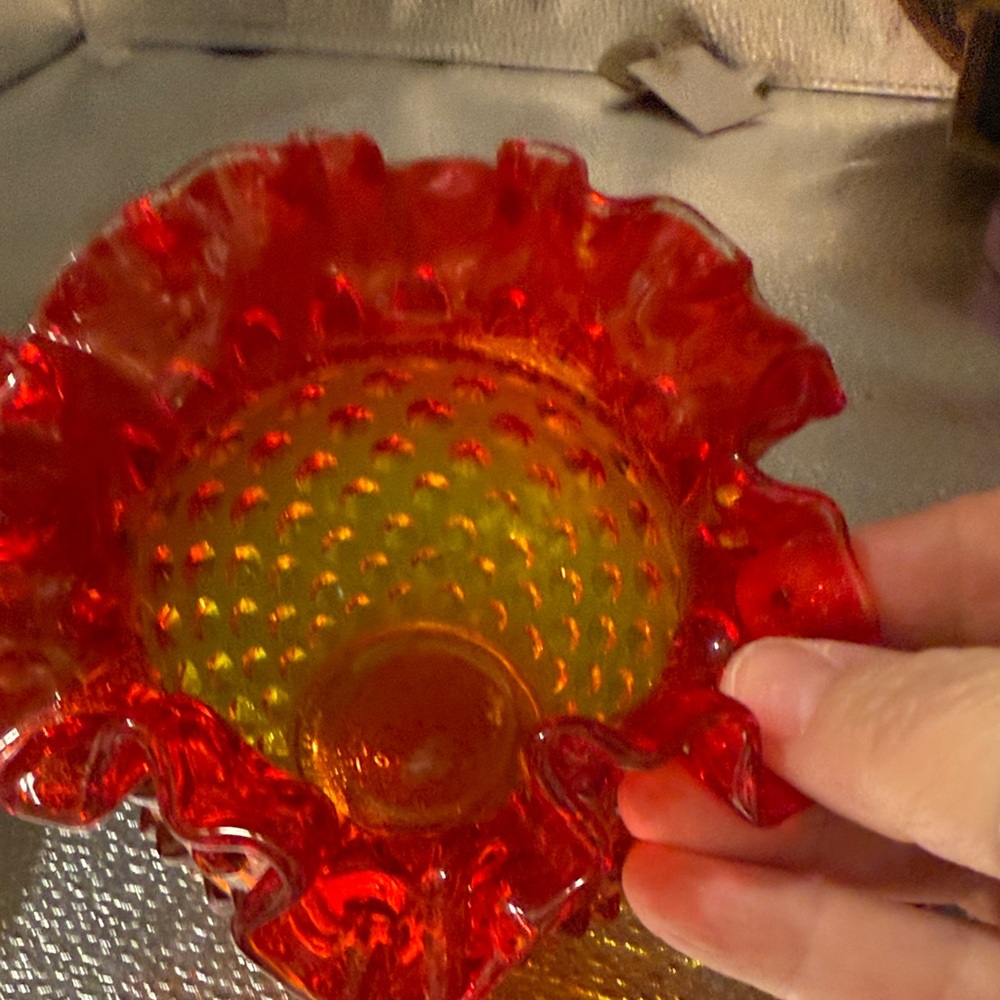 Vintage Fenton Amberina Hobnail Vase with Ruffled Edges - Picture 7 of 11
